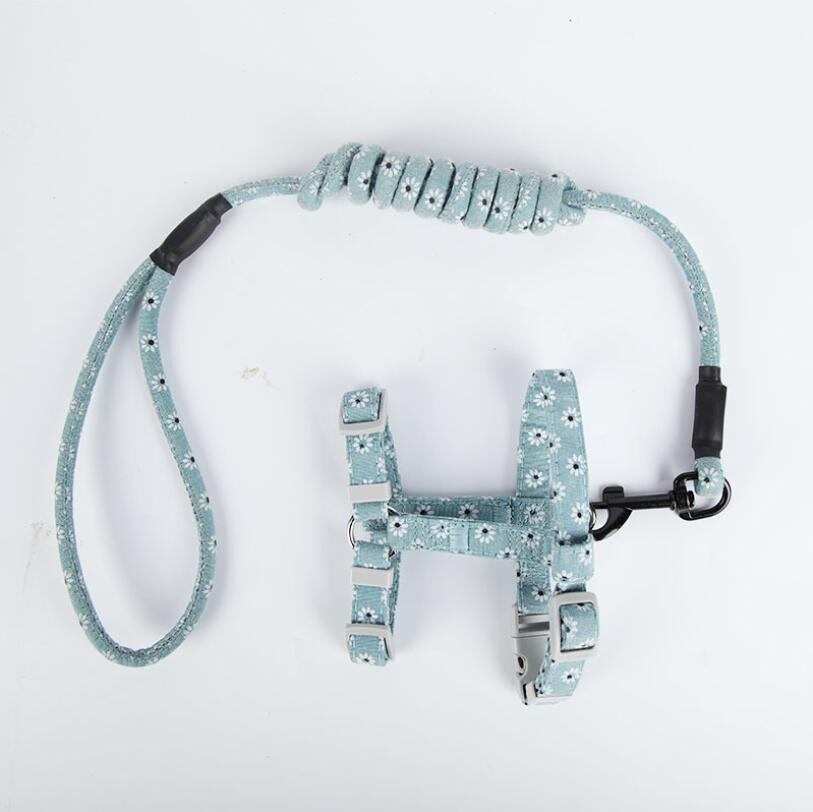 Anti-Tug Floral Cat Leash